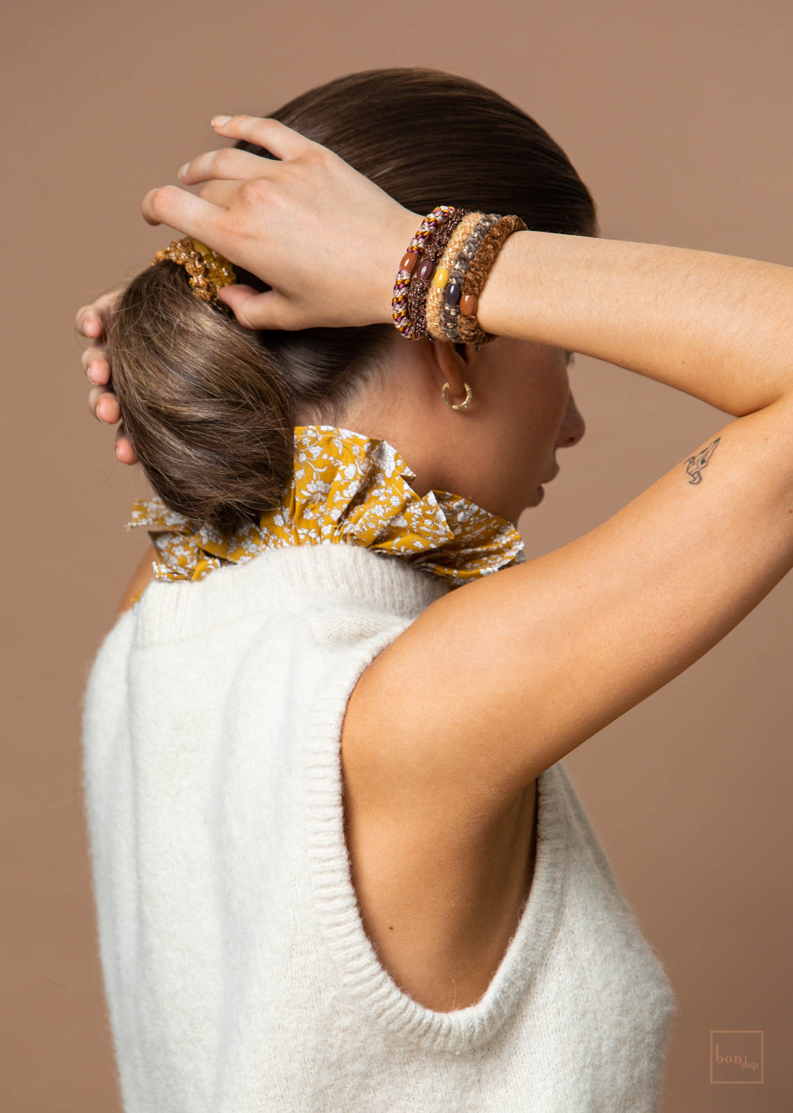 KKNEKKI Haargummi “Mix Cedar Linen Glitter” – Bild 2